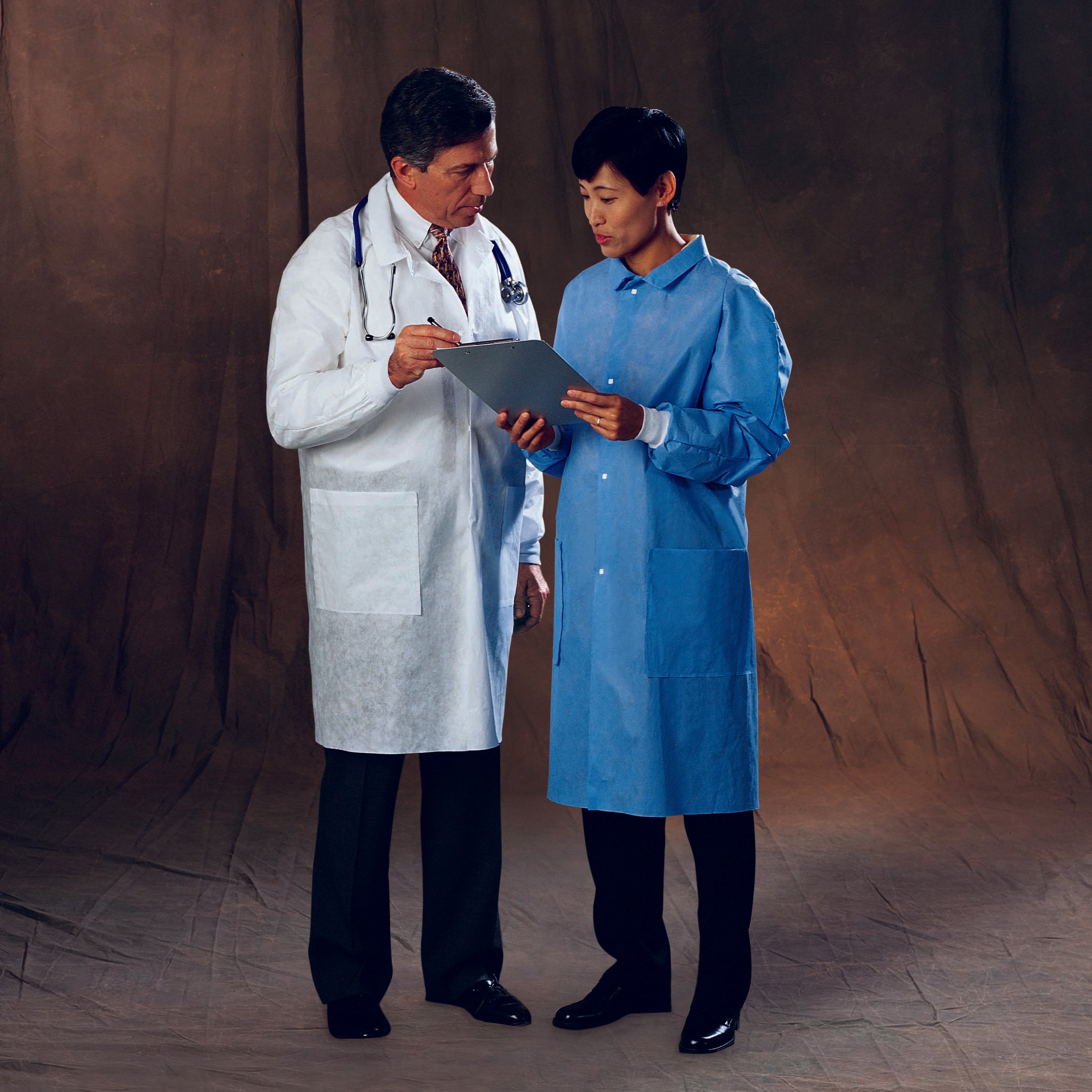 Basic Lab Coat White Large Knee Length 3-Layer SMS Disposable (281491_CS) 25/CS